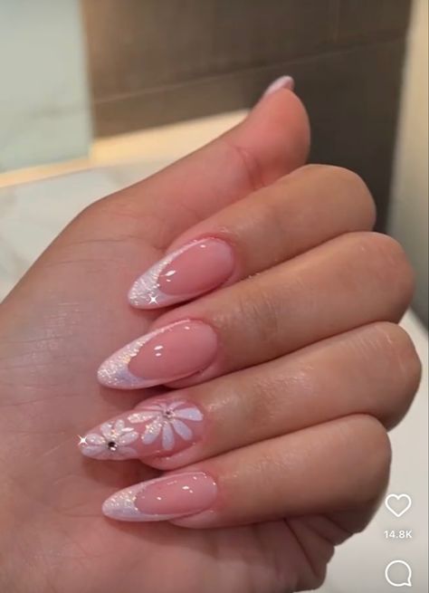 Almond White Nails With Designs, Graduation Nails Almond, Paznokcie Hello Kitty, Kutek Disney, Nail Looks, Nagel Tips, Purple Nail, Girly Acrylic Nails, Short Square Acrylic Nails