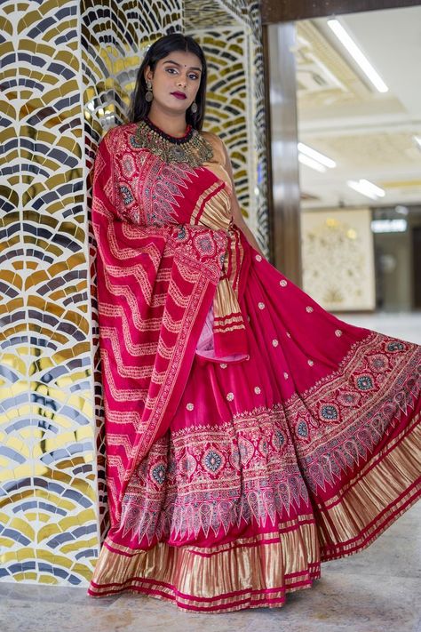 Ajrakh print on modal which depicts the traditional heritage #labeljagruti #chaniyacholi #weddingcollection #faishonstyle🌸 Ajrakh Chaniya Choli, Lehga Choli, Ghaghara Choli, Choli For Navratri, Digital Saree, Long Blouse Designs, Bridal Indian, Latest Bridal Lehenga, Navratri Chaniya Choli