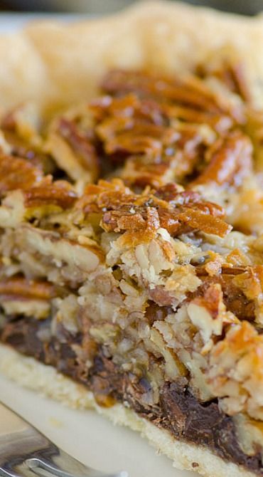 German Chocolate Pecan Pie More German Chocolate Pecan Pie, German Chocolate Pie, German Chocolate Pies, Cake Delicious, Chocolate Pecan Pie, Chocolate Pie, Pecan Pie Recipe, Pecan Recipes, Chocolate Pecan