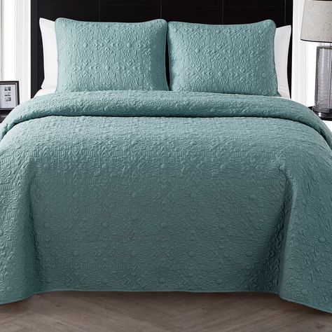 Andover Mills™ Thor Microfiber 3 Piece Quilt Set & Reviews | Wayfair White Shag Rug, Laura Ashley Bedding, Iron Beds, Ruffle Curtains, Coastal Bedding, White Headboard, California King Bedding, Ruffle Bedding, Twin Quilt