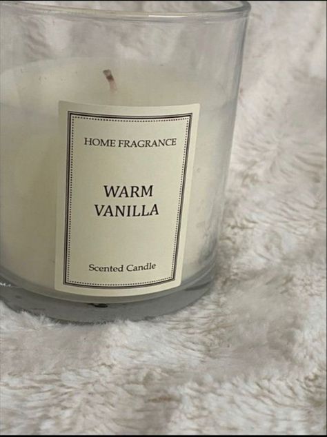 #candles #vanilla #vanillagirlaesthetic Vanilla Aesthetic Scent, Vogue Aesthetic, Pink Pinterest, Vanilla Scented Candles, Aesthetic Clean, Vanilla Milk, Vanilla Candle, Cream Aesthetic, Crayon Box