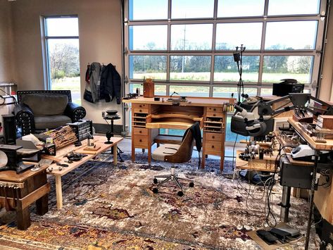 Workshop Studio Design, Jewelry Workshop Studio, Workshop Design Studio, Jewelry Studio Organization, Jewelers Workbench, Design Studio Space, Jewelers Bench, Jewelry Bench, Work Shops