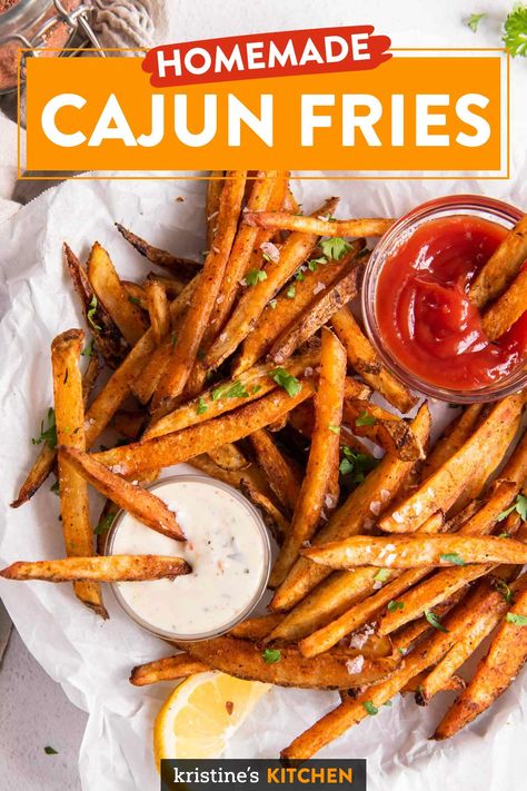 Spicy French Fries Recipes, Cajun Sweet Potato Fries, Cajun French Fries, Homemade Cajun Fries, Cajun Fries Seasoning, Season Fries Recipe, Spicy French Fries, Cajun Fries Recipe, French Fry Recipe Baked