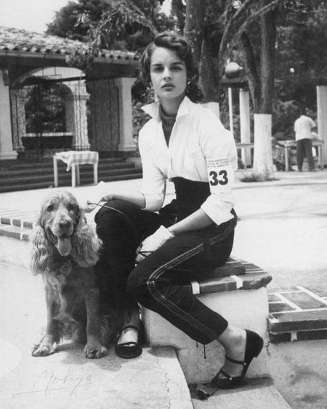 Celebrating Carolina Herrera on her birthday, pictured here in Caracas with her dog, Red, at a dog show in 1956. Life Image, John Hancock, Dog Red, Days In February, Charm School, Dog People, 28 Days, Dog Show, Classy And Fabulous