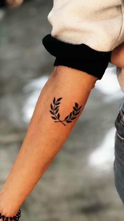 Leaves Elbow Tattoo, Under Elbow Tattoo, Tattoo Wreath, Tattoo Elbow, Wreath Tattoo, Leave Pattern, Elbow Tattoo, Future Tattoo Ideas, Elbow Tattoos