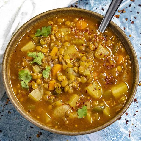 Lentejas Recipe (Mexican Lentil Soup) Mexican Lentil Soup Recipe, Beef Lentil Soup, Spicy Soup Recipes, Spicy Lentil Soup, Mexican Soup Recipes, Chile Pasilla, Lentils Beans, Recipe Mexican, Healthy Soups