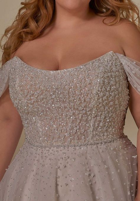 Luna Wedding Dress Winter Wedding Dress Curvy Bride, Glittery Wedding Dress, Black Bridal Dresses, Glittery Wedding, Curvy Wedding, I'm Single, Sparkly Wedding Dress, Elegant Ball Gowns, Sparkle Wedding Dress