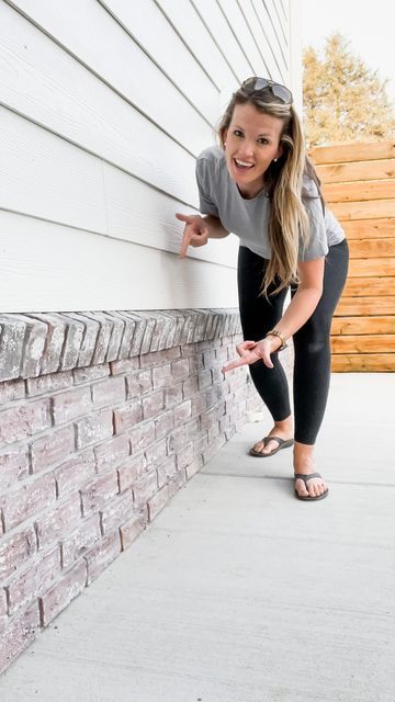 Ashley | DIY Home Design and Decor on Instagram: "The faux brick skirting is DONE!🙌🏼 and I’m talking 100% done y’all! This was a brand new project for me, but I love those because they challenge me, stretch me and show me that I can do hard things! Plus how cool is this product from @genstonediy?! I have the whole project saved in a highlight and their website is full of helpful information and tutorials so check it out! They have lots of faux stone options as well! . . . . . #woodsandwhites # Faux Brick Skirting, Diy Mobile Home Skirting, Brick Shed, Stained Brick, House Skirting, Mobile Home Skirting, I Can Do Hard Things, Brick Porch, Painted Brick House