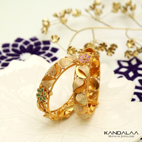 Embrace contemporary elegance with our Designer Enamel Bangle, a stunning accessory that combines modern design with vibrant color. Perfect for stacking or wearing solo, it's an ideal choice for adding a playful touch to both casual and formal ensembles. Elevate your jewellery collection with this eye-catching piece that celebrates creativity and style. Kandalaa Jewellery, Gold Bangle Watch, Modern Bangle, Best Bridal Makeup, Gold Earrings Models, Diamond Pendants Designs, Modern Gold Jewelry, Gold Bridal Jewellery Sets, Diamond Pendants