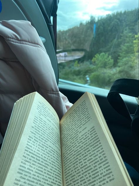 Bus Aethstetic, Bus Ride Aesthetic, Transportation Aesthetic, Reading Buses, Reading Aesthetics, Romanticize School, In The Bus, 2024 Goals, Reading Aesthetic