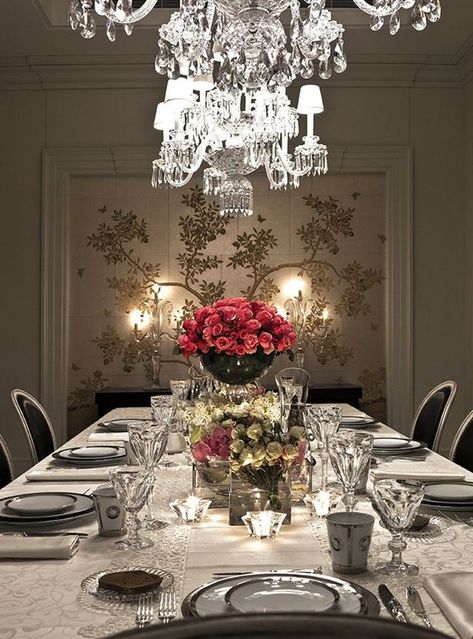 Beautiful Come Dine With Me, Beautiful Tablescapes, Rose Vase, Luxury Dining Room, Elegant Dining Room, Pretty Tables, Elegant Dining, Beautiful Table, Fine Dining