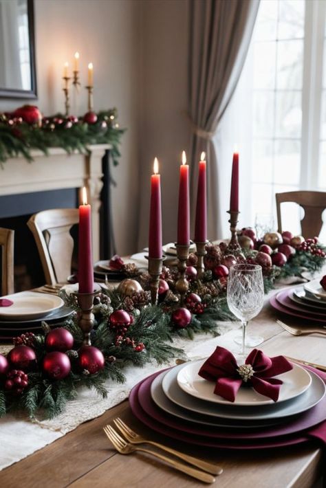 Elegant Holiday Tablescapes, Classy Christmas Table Settings, Red Christmas Tablescapes, Burgundy Christmas Table Decor, Burgundy Thanksgiving Table, Christmas Dinner Table Settings Elegant, Christmas Table Settings Elegant Red, Christmas Dining Table Decor Elegant, Burgundy Table Setting