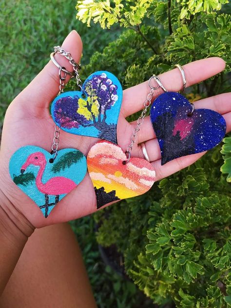 Wooden Keychain Painting Ideas, Mdf Keychain Painting, Hand Painted Wooden Keychain, Heart-shaped Hand Painted Earrings As Gift, Painted Keychain, Heart Shape Resin Keychain, Painted Hearts, Heart Keychain, Palm Beach Sandals