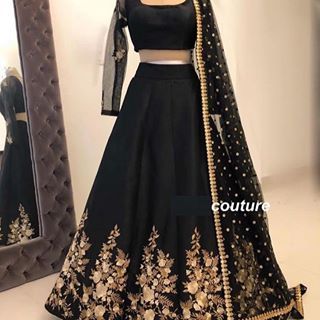 Image may contain: people standing Wedding Lehangas, Lengha Dress, भारतीय दुल्हन संबंधी, Black Lehenga Choli, डिजाइनर कपड़े, Lehenga Choli Designs, Whatsapp Contact, Indian Outfits Lehenga, Wedding Lehenga Designs