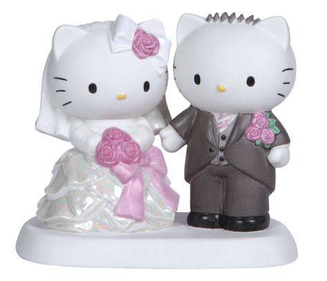 Precious Moments Hello Kitty and Dear Daniel Wedding Couple Wedding Cake Topper Figurine Hello Kitty Wedding Cake, Bolo Da Hello Kitty, Disney Wedding Gifts, Hello Kitty Wedding, Precious Moments Wedding, Disney Cake Toppers, Dear Daniel, 헬로키티 배경화면, Wedding Cake Topper Figurines