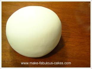 Make your own Rolled Fondant Rolled Fondant Recipe, Fondant Recipes, Homemade Fondant, Fondant Techniques, Diy Fondant, Cheese Frosting Recipe, Making Fondant, Fondant Recipe, Marshmallow Fondant