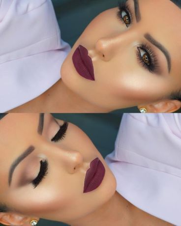 20 Christmas Makeup Looks Perfect For Any Holiday Party - Society19 Burgundy Lipstick, Christmas Makeup Look, Makeup Tip, Beauty Make-up, Unique Makeup, Makijaż Smokey Eye, Makeup Hacks, Christmas Makeup, Makeup Goals