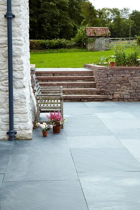 Black Riven mandarin stone slate House Conservatory, Wood Walkway, Slate Patio, Mandarin Stone, Flagstone Patio, Outdoor Stone, Patio Tiles, Natural Stone Flooring, Front Yards