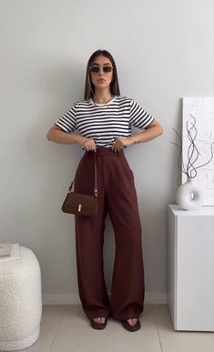 Chic Fall Outfit, Leather Blazers, Modest Casual Outfits, Look Office, Office Casual Outfit, Chic Fall Outfits, Everyday Fashion Outfits, Fall Outfit Ideas, Casual Day Outfits