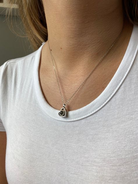 Simple Bridal Necklace, Wedding Choker Necklace, Necklace Gift Ideas, Necklace Girlfriend, Projection Necklace, 1st December, Lucky Charm Necklace, Picture Necklace, Bridal Necklace Set