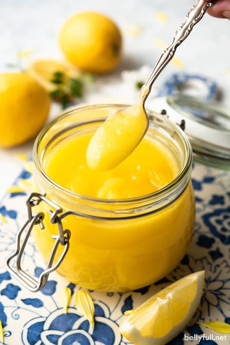 This Easy Homemade Lemon Curd is sweet, tart, fantastic, and ready in 15 minutes! #lemoncurd #lemoncurdrecipe #lemoncurdeasymicrowave Best Lemon Cake, Lemon Curd Pie, Lemon Curd Uses, Best Lemon Cake Recipe, Recipe With Lemon, Easy Lemon Curd, Homemade Lemon Curd, Scone Mix, Homemade Jams