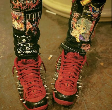 MISSING SINCE THURSDAY Missing Since Thursday, Hip Hop Sneakers, Punk Fashion Diy, Foot Shoes, Art And Creativity, Crust Punk, Punk Aesthetic, Weights For Women, Punk Outfits