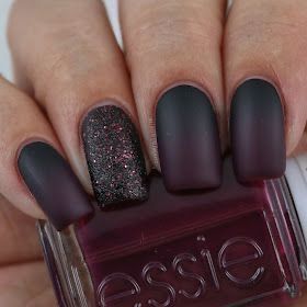 Black Nails Texture, Dark Plum Nails Matte, Black Texture Nails, Dark Bridal Nails, Dark Vampy Nails, Shellac Fall Nails, Black Dip Nails Ideas, Dark Nails Short, Dark Matte Nails