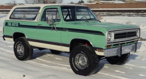 Learn more about Frosty Green Metallic: 46K-Mile 1975 Plymouth Trailduster on Bring a Trailer, the home of the best vintage and classic cars online. Dodge Ramcharger, Chevy Classic, Automobile Advertising, Dodge Power Wagon, Dodge Trucks Ram, Classic Pickup Trucks, Power Wagon, Dodge Trucks, Classic Cars Vintage