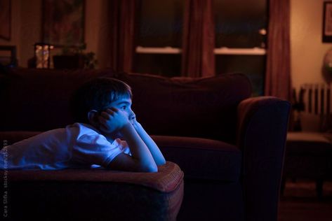 Screen Lighting Reference, Watching Tv In The Dark, Watching Tv Pose Reference, Watching Tv Photoshoot, Watching Tv Photography, Person Watching Tv, Tv Reflection, Satanic Panic, Burning Tree