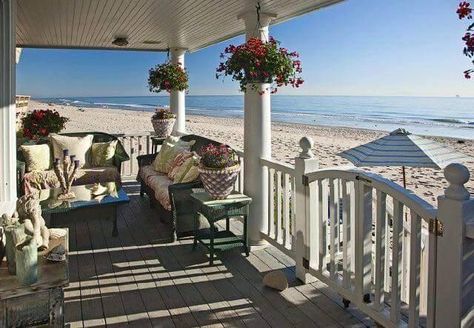 Dream Beach Houses, House Beach, Dream Beach, Beach Living, The Porch, Coastal Cottage, Beach View, Coastal Homes, Beach Cottages