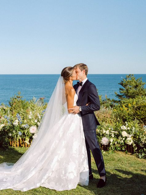 East Coast Wedding Aesthetic, Coastal Wedding Dress, Dockside Wedding, Suit Supply, Nantucket Wedding, Cottage Wedding, Wedding Types, East Coast Wedding, Shot List