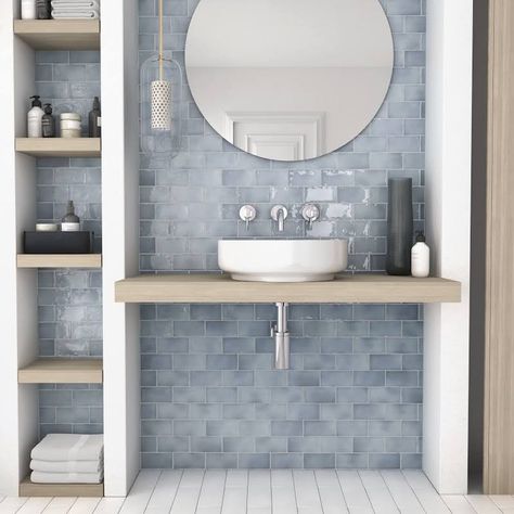 Small Bathroom Tile Ideas, Blue Bathroom Tile, Small Bathroom Tiles, Bathroom Inspiration Decor, Blue Bathroom, Bathroom Renos, House Bathroom, Beautiful Bathrooms, Shower Room