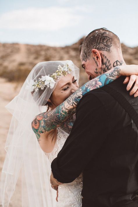 Rio Outfits, Beautiful Wedding Veils, Celeb Wedding, Wedding Veil Ideas, Tattooed Brides, Veil Ideas, Wedding Collage, Bride Groom Photos, Kodak Moment