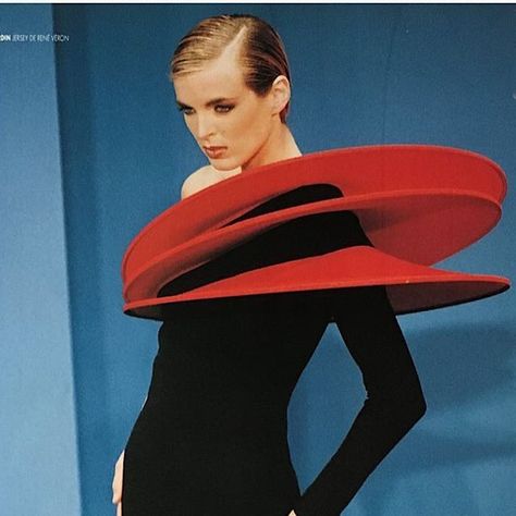 @only_french_couture on Instagram: "Pierre Cardin Collection haute couture ss 1991 #lofficielparis #only_french_couture #pariscouture #frenchcouture #hautecouture #pierrecardin #pierrecardinvintage @pierrecardin" Pierre Cardin 60s, French Haute Couture, French Couture, Retro Futurism, Pierre Cardin, Fashion History, Luxury Designer, Runway Fashion, Luxury Design