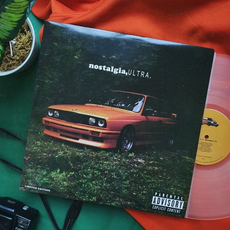 Nostalgia Ultra, Vinyl Wishlist, R&b Aesthetic, Lil Tecca, Cd Aesthetic, Vinyl Aesthetic, Wish Board, Vinyl Player, Rare Vinyl Records