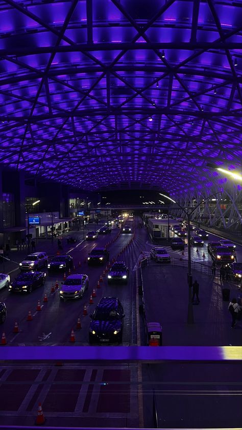 atlanta hartsfield international airport passenger pick up and drop off passway tunnel purple lights edition Atlanta Airport Aesthetic, Purple Light Aesthetic, Atlanta Aesthetic, Atlanta Nightlife, Airport Vibes, Atlanta Travel, Purple Lights, Atlanta Airport, Georgia Atlanta