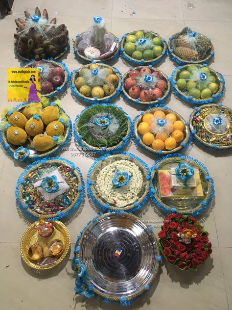 Seervarisai Plates Decoration, Varisai Thattu Ideas, Baby Shower Rukhwat Ideas, Engagement Sweets Packing, Seer Plate Decoration Ideas, Thambulam Ideas, Seer Thattu Decoration Ideas, Valakappu Decoration, Sreemantham Plate Decoration