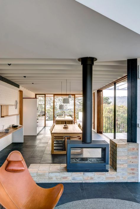 Breezeway House, Australian Beach House, Recycled Brick, Reclaimed Brick, Australian Beach, Brickwork, Residential Architecture, Ground Floor, Tree House