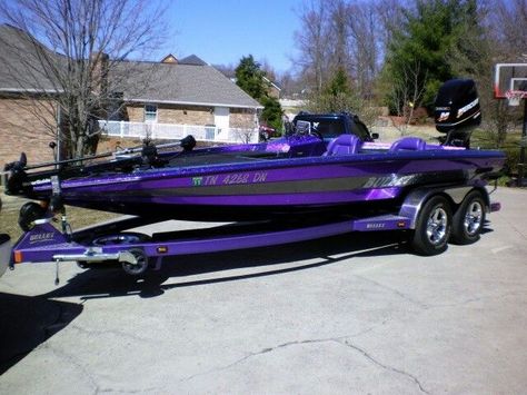 Bass Boat Ideas, Bass Boats For Sale, Mako Boats, Bass Fishing Videos, Lake Boats, Bass Fishing Boats, Bass Boats, Flat Bottom Boats, Carp Fishing Bait