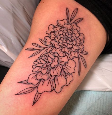 Marigold Flower Tattoo American Traditional, Marigold Chest Tattoo, Marigold Tattoo Design Black And White, Mexican Marigold Tattoo, Marigold Tattoo Black And White, Bicep Flower Tattoo, Good News Tattoo, Marigold Tattoo Design, Marigold Tattoos