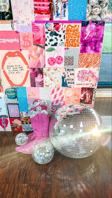 Disco Cowgirl Room Aesthetic, Disco Cowgirl Room, Space Cowgirl Aesthetic, Cowgirl Room Ideas, Cowboy Living Room, Disco Cowgirl Aesthetic, Cowgirl Collage, Disco Rodeo, Cowgirl Rhinestone