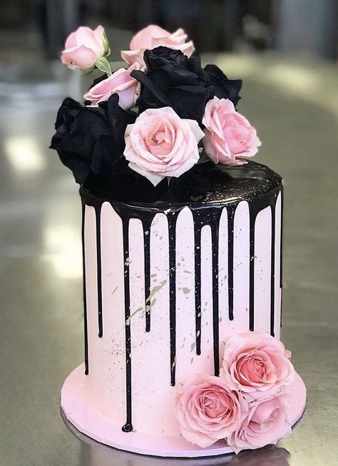 Nutella Recipes Cake, Black And White Cake, Modern Cake, White Birthday Cakes, Nutella Cake, White Cake Recipe, Fri Yay, White Cakes, Pink Birthday Cakes