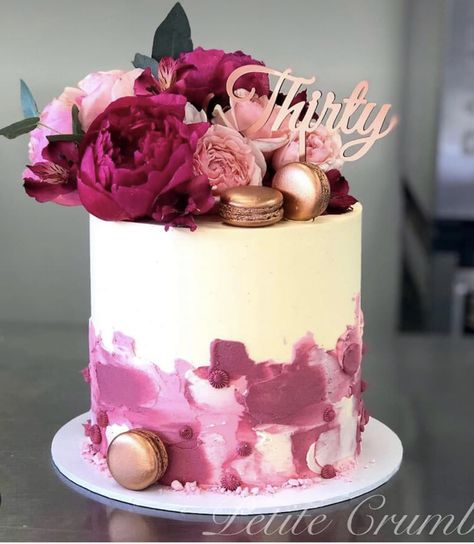 Pretty 40th Birthday Cake, 50th Cakes For Woman, Female Cakes Birthday, 30th Birthday Cake For Women Beautiful, 50 Birthday Cakes For Women, Cake 40th Birthday Woman, 1 Kg Cake Designs For Women, Birthday Cakes 50th Women, Cake Designs 30th Birthday