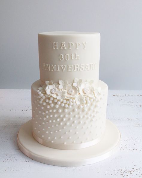 30th Wedding Anniversary Cake, 30th Anniversary Cake, 30th Anniversary Parties, Happy 30th Anniversary, 25th Wedding Anniversary Party, Wedding Cake Pearls, Pearl Anniversary, Pearl Cake, Wedding Anniversary Cakes