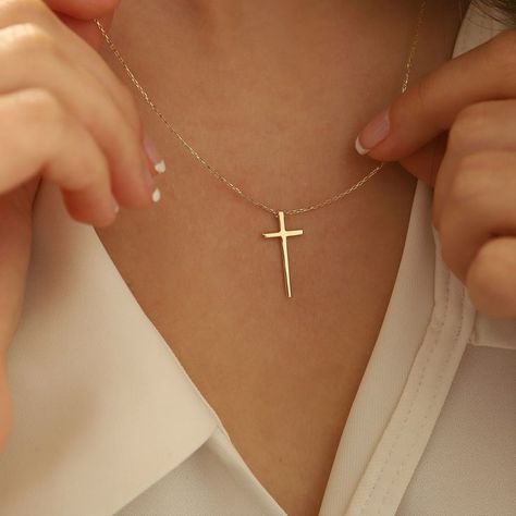 Golden Cross Necklace, Gold Crucifix Necklace, Dainty Cross Necklace, Golden Cross, Cross Necklace Women, Crucifix Necklace, Cross Necklaces, Mens Bracelet Silver, Jewelry Accessories Ideas