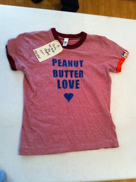 Peanut Butter Love #icarly #nickelodeon Icarly Shirts, Penny Tees, Slogan Tshirt, Heart Women, Icarly, Ringer Tee, Dolly Parton, Ripped Jeans, Printed Tees