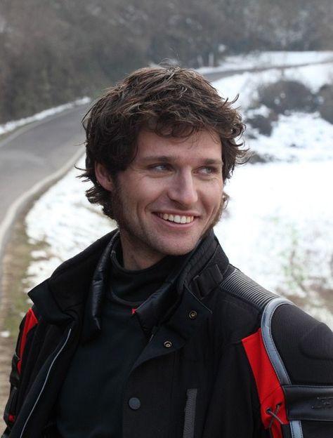 Guy Martin. xxxxxxxxxxxxxxxxxxxxxxxxxxxxxxxxxxx! Guy Martin, Ski Clothing, Motorcycle Clothing, Biker Boys, Secret Crush, Ideal Man, Protective Gear, San Andreas, Motorcycle Outfit