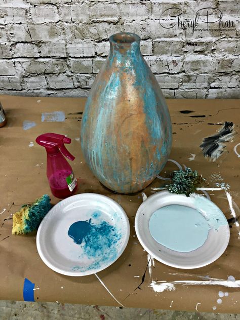 Patina Table, Make Your Own Chalk Paint, Patina Diy, Diy Painted Vases, Patina Art, Patina Paint, Container Gardening Flowers, Chalk Painting, Antique Green