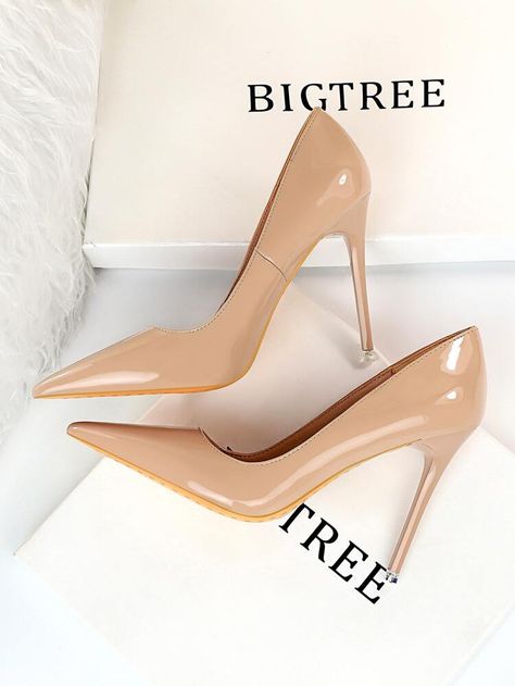 Latest Ladies Shoes High Heels, Reindeer Headband, Summer Party Dress, Pumps Flat, Dress Jewelry, Fashion Seasons, Wedge Boots, Pump Sandals, Brown Beige