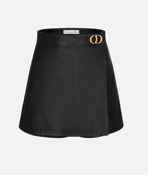 Luxury Lined Short Length Skort, Christian Dior Mini Skirt, Dior Shorts, Dior Street Style, Dior Clothes, Dior Pants, Dior Skirt, Black Skort, Spandex Leggings